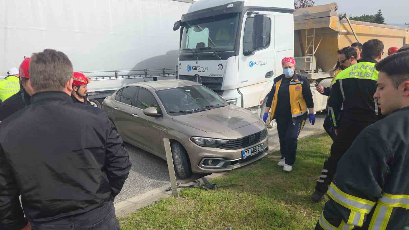 onune kattigi otomobili surukledi 3 qNh43d1T