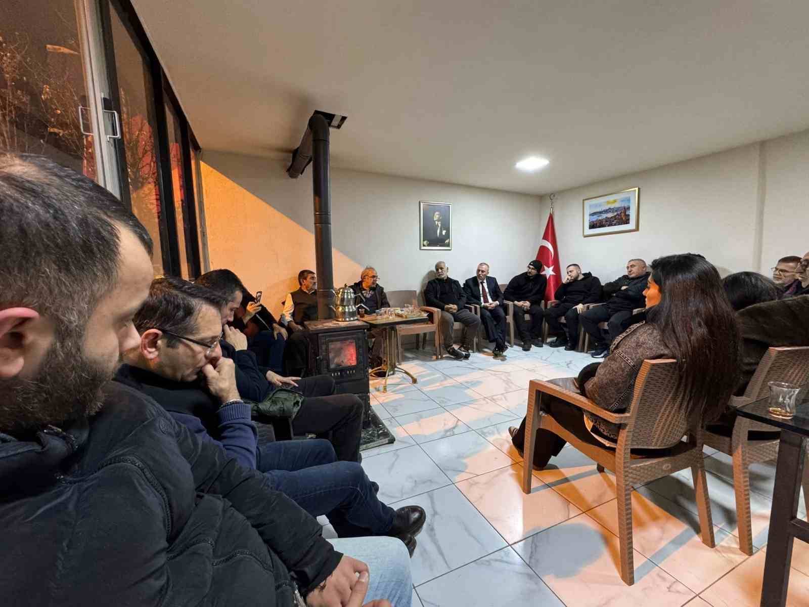 onur arvasi hoca turk milletinin manevi mimarlarindan biridir 0 Mg3iIwKf