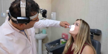 op-dr-ozbay-yaz-aylarinda-burun-kanamalarini-daha-sik-gorebilmekteyiz-OsHDPyCX.jpg