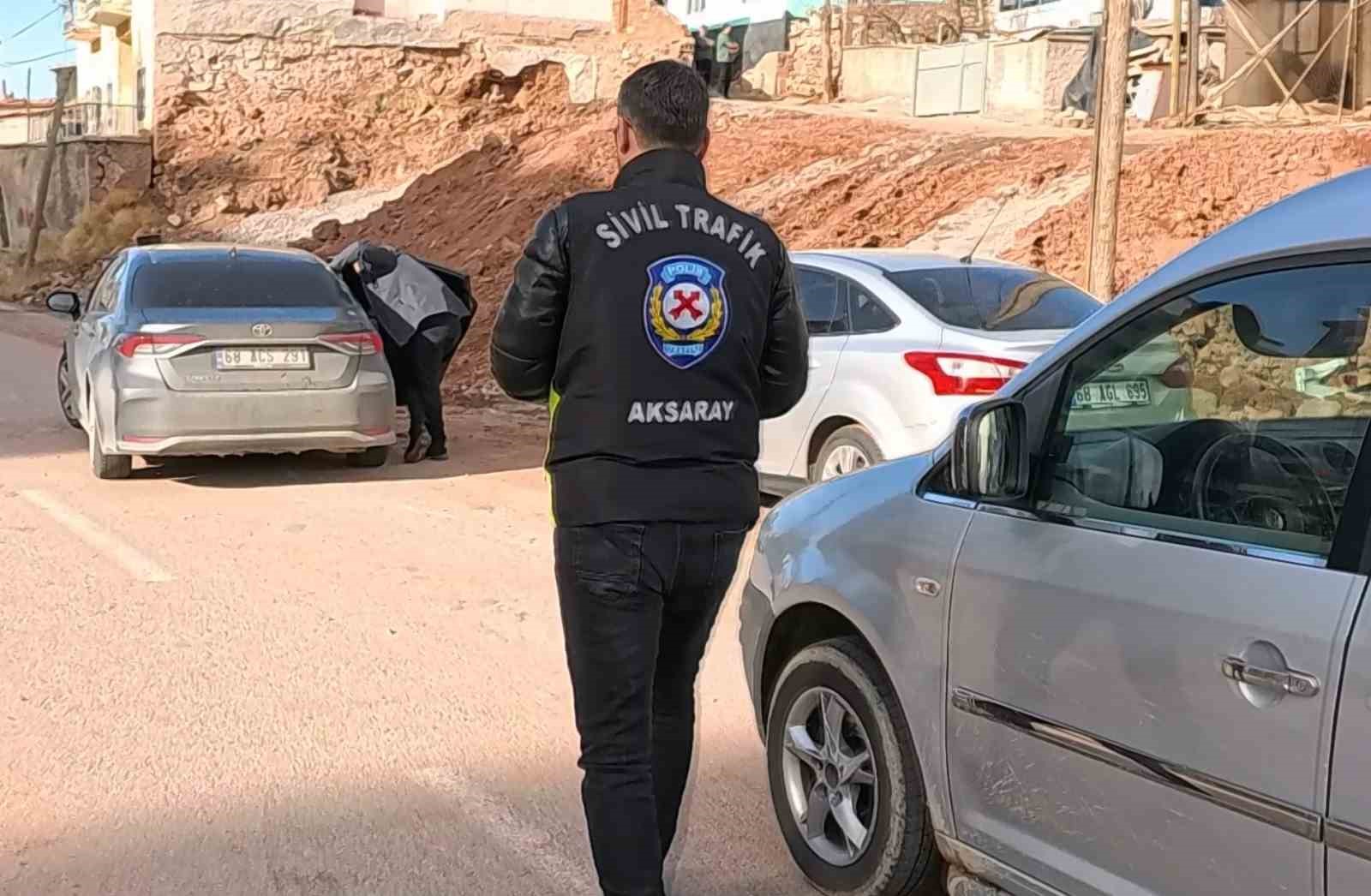 operasyonda dur ihtarina uymadi kovalamaca sonucu uyusturucuyla yakalandi 1 XddARGc1