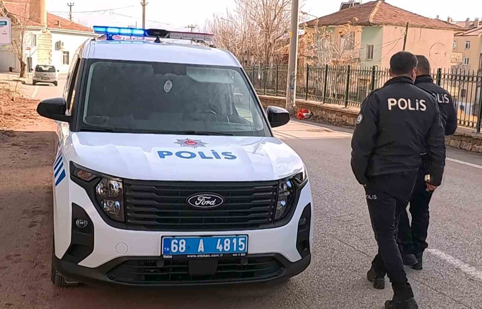operasyonda dur ihtarina uymadi kovalamaca sonucu uyusturucuyla yakalandi 2 ZHUchgJe