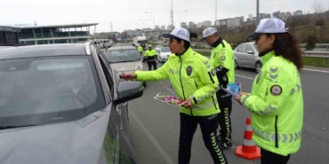 orduda-bayram-tedbirleri-artti-trafikte-sifir-can-kaybi-hedefi-9Ja4z3GN.jpg