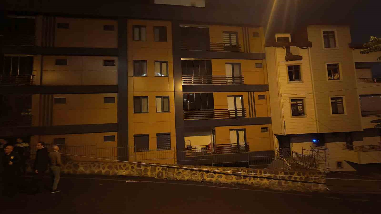 orduda catlaklar ve zemininde kayma olan 2 bina bosaltildi 6 12qpBsPV