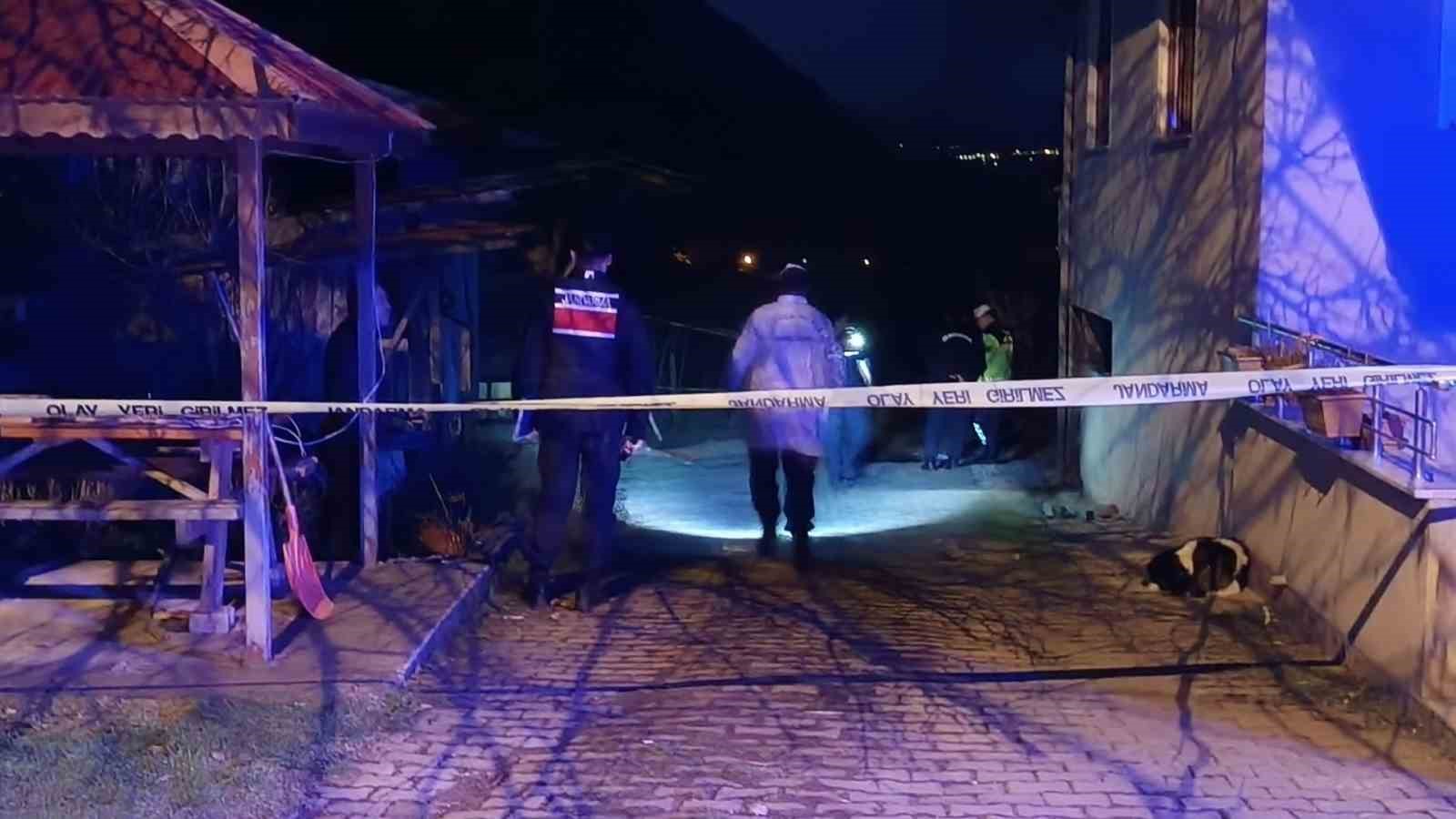 orduda defalarca bicaklanan yasli adam hayatini kaybetti 1 wzF5i7Fl
