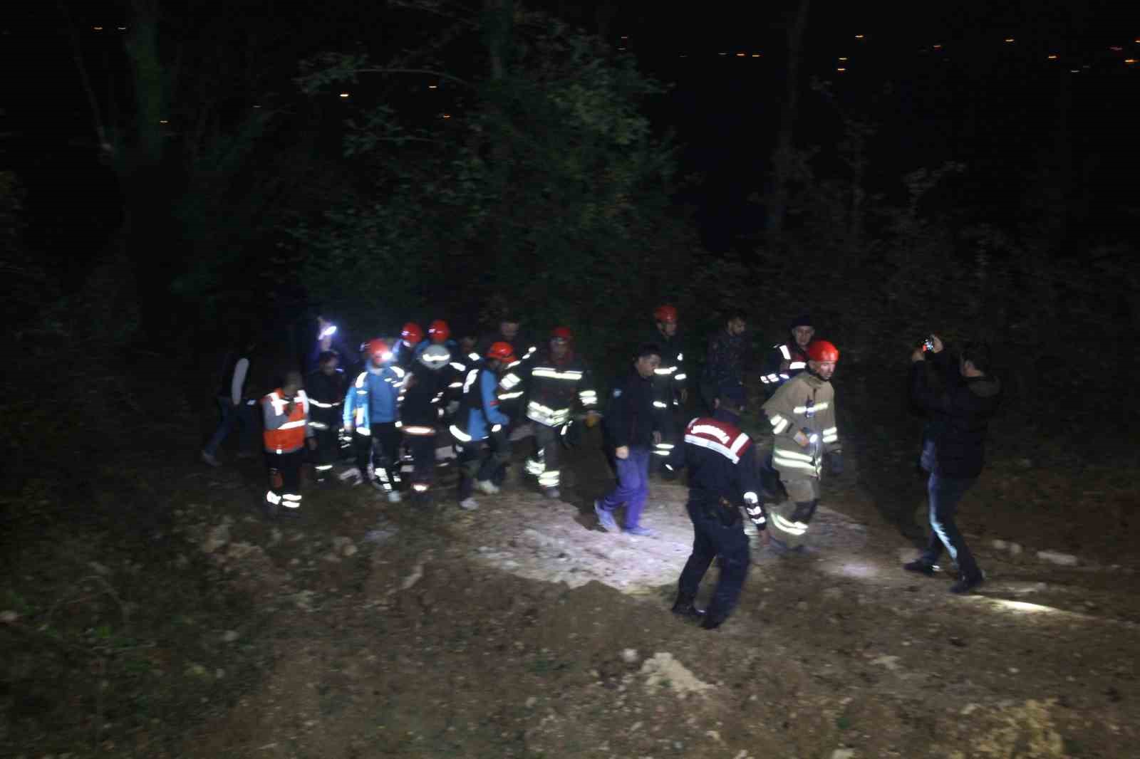 Ordu’da göçük altından bir kişinin cansız bedeni çıkartıldı 6 orduda gocuk altindan bir kisinin cansiz bedeni cikartildi 2 uPt94tSJ