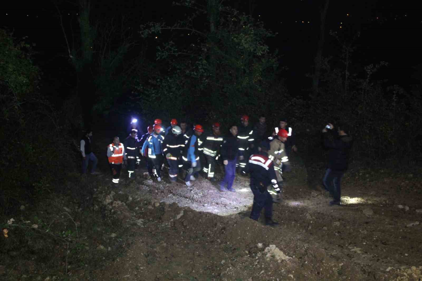 Ordu’da göçük altından bir kişinin cansız bedeni çıkartıldı 12 orduda gocuk altindan bir kisinin cansiz bedeni cikartildi 8 5MnfqE8U