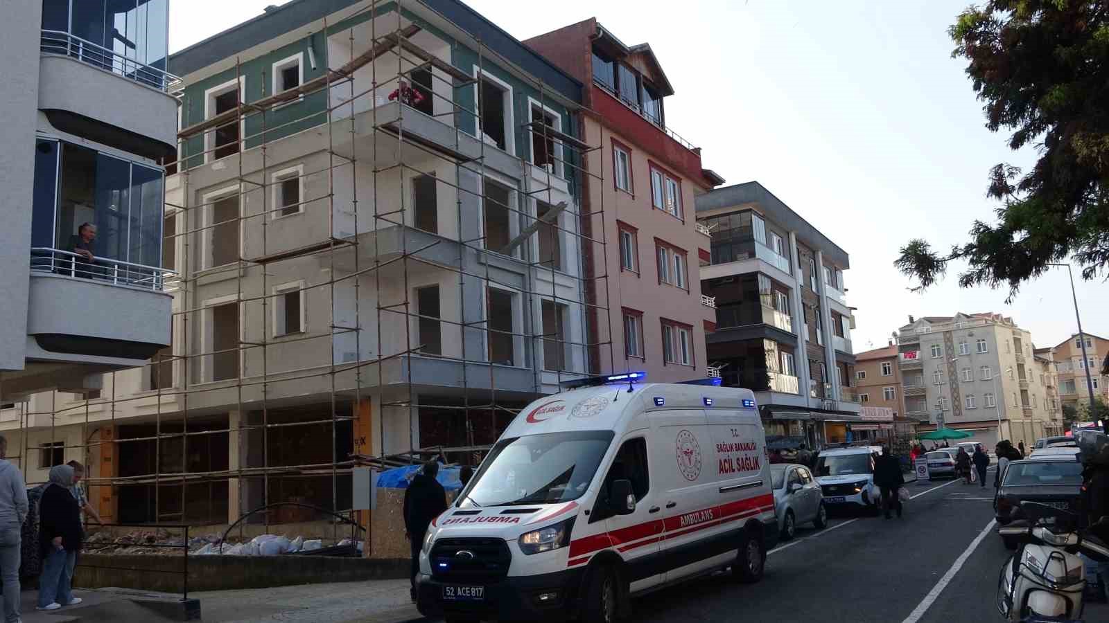 Ordu’da inşaattan düşen işçi yaralandı 4 orduda insaattan dusen isci yaralandi 0 4dJ5CWf6