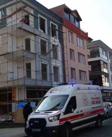 orduda-insaattan-dusen-isci-yaralandi-QEHHZ5hL.jpg