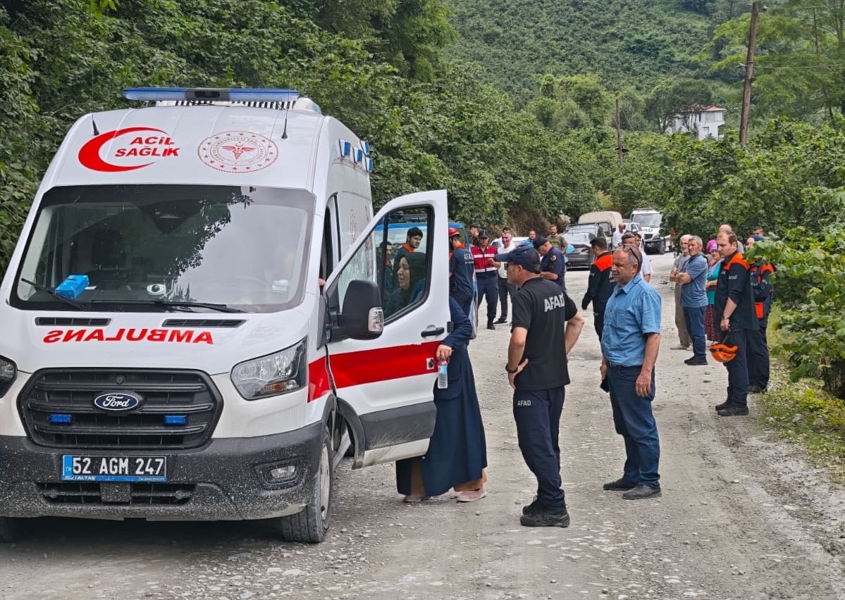 Ordu’da ırmağa düşen şahıs hayatını kaybetti 5 orduda irmaga dusen sahis hayatini kaybetti 1 jC4wvwwC