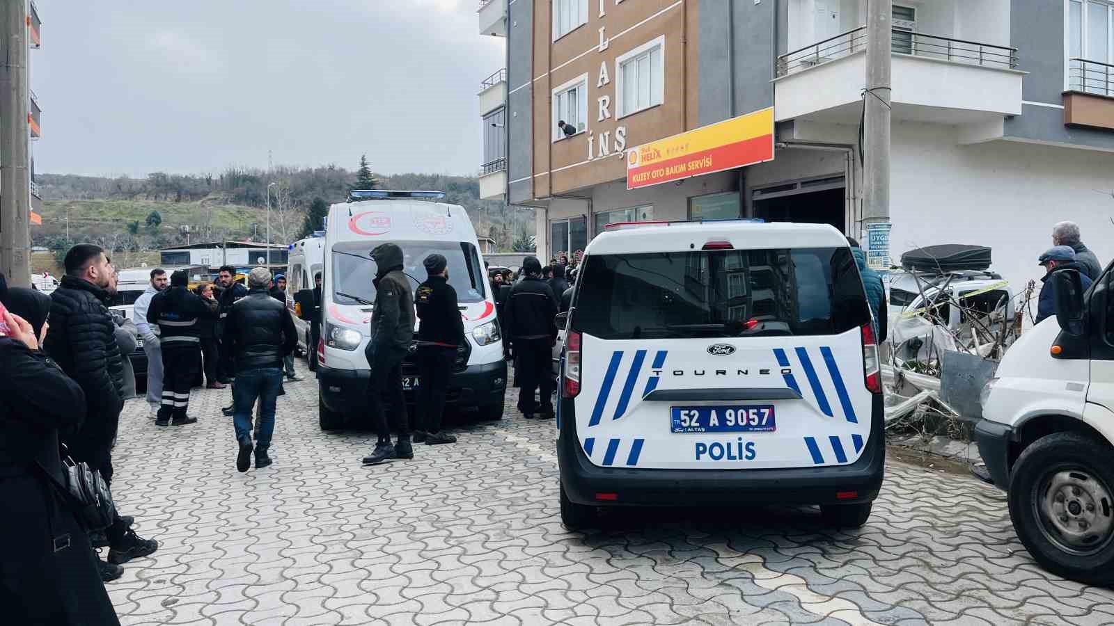 orduda oto bakim servisinde 2 genc olu bulundu 2 e3D8f9tI