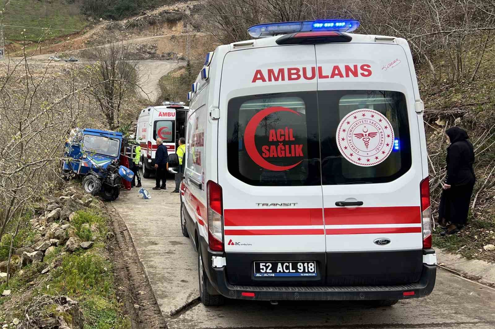 orduda patpat kazasi 1i agir 2 yarali 6 6AFe4v17