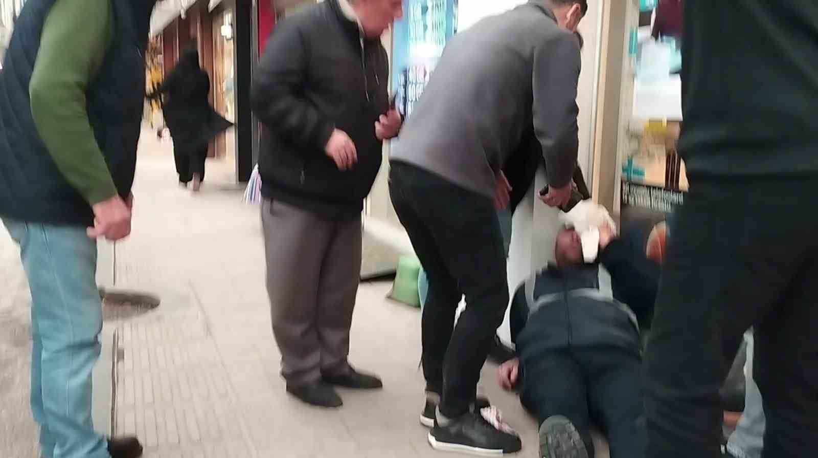 orduda ruzgarda dusen tabela kafasina carpan belediye iscisi yaralandi 1 nkfkE8G8