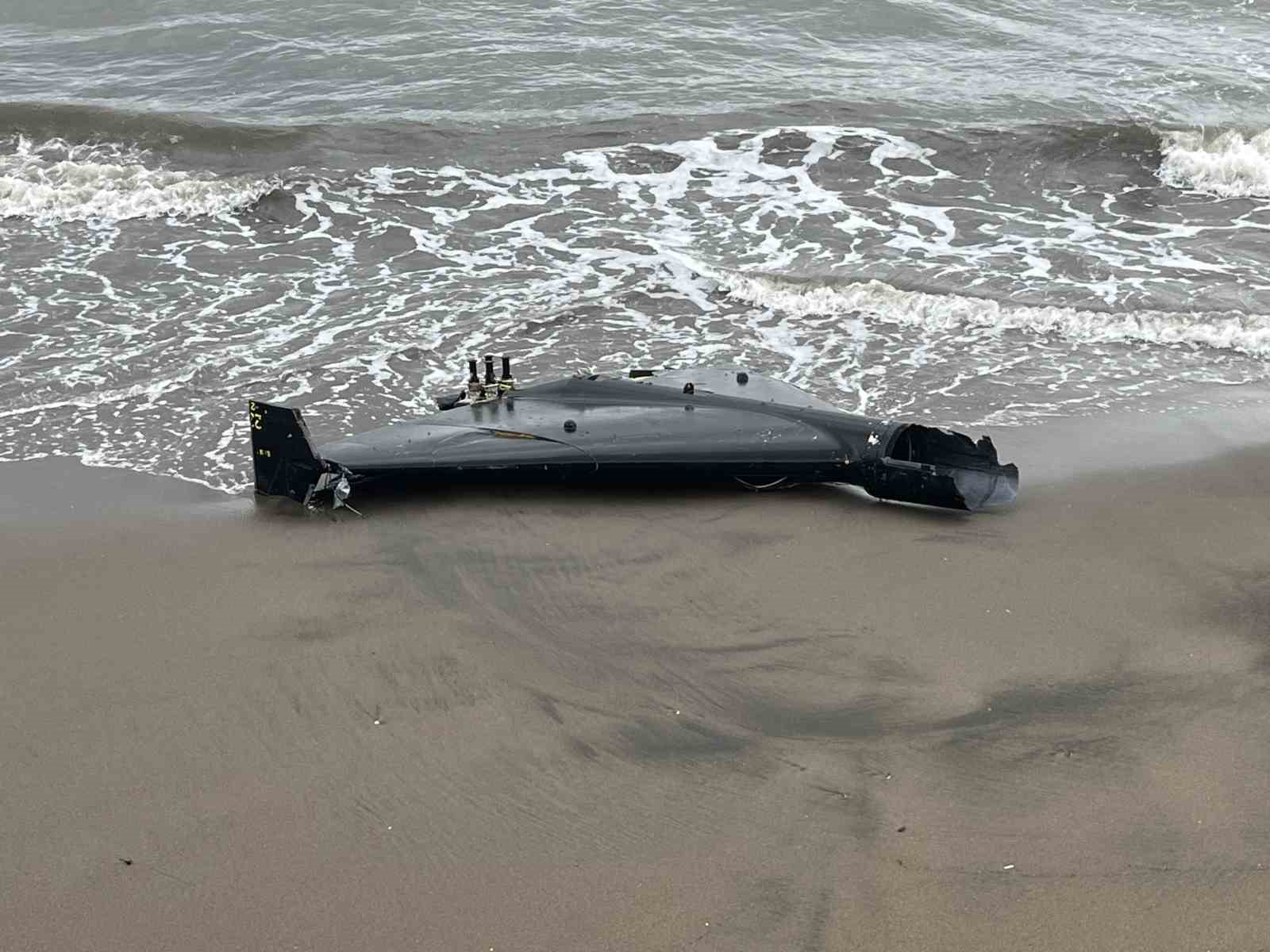orduda sahilde insansiz hava araci parcasi bulundu 0 QZrz65aU