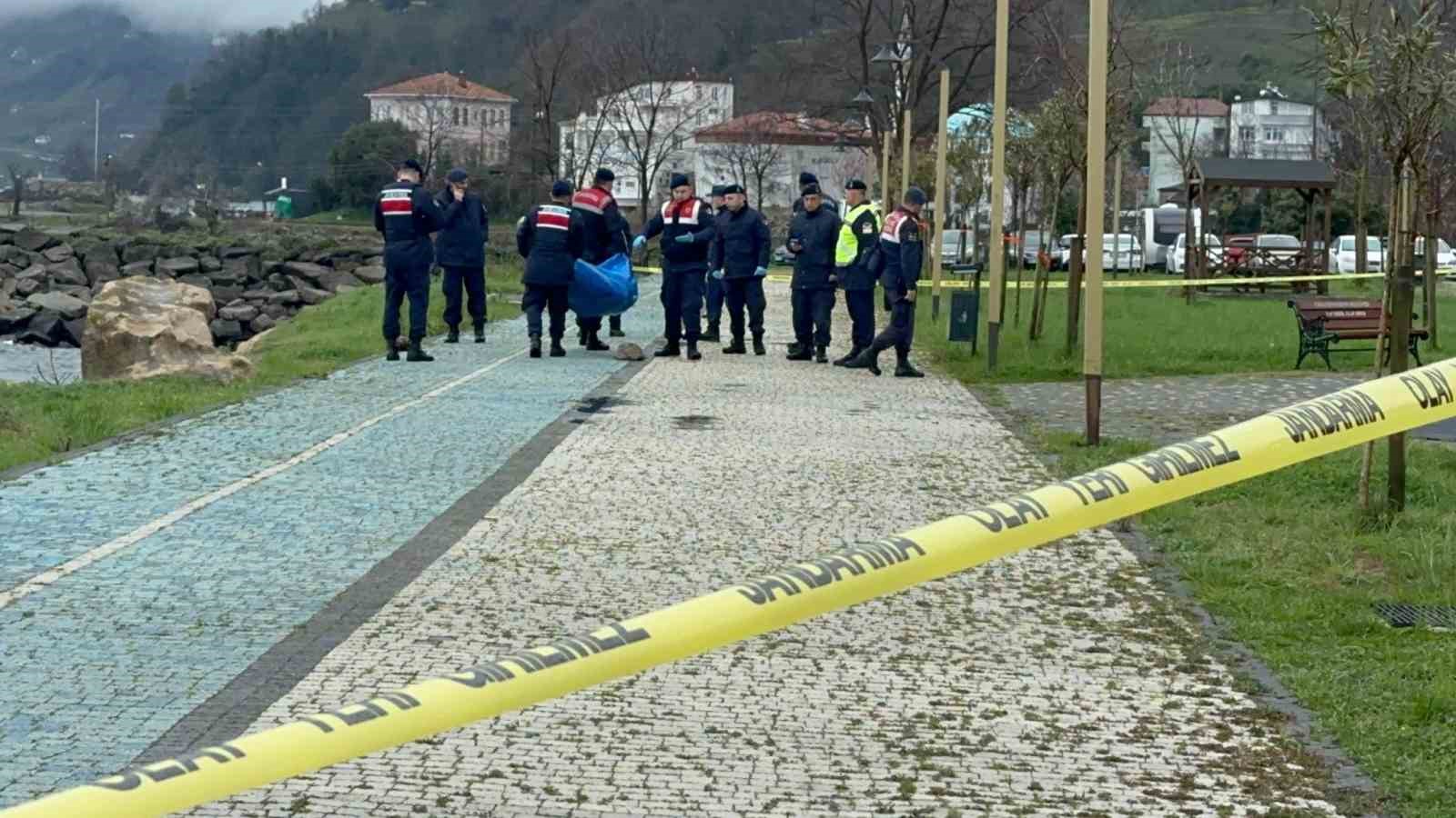 orduda sahile insansiz arac oldugu degerlendirilen cisim vurdu 1 kMfDNLAd