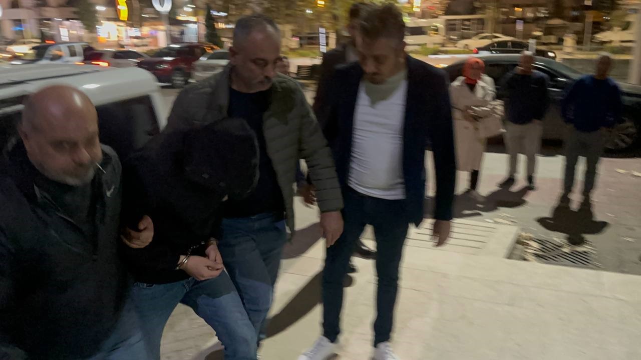 orduda silahla kuyumcuyu soyan zanli adliyeye sevk edildi 2 HSyarhhd