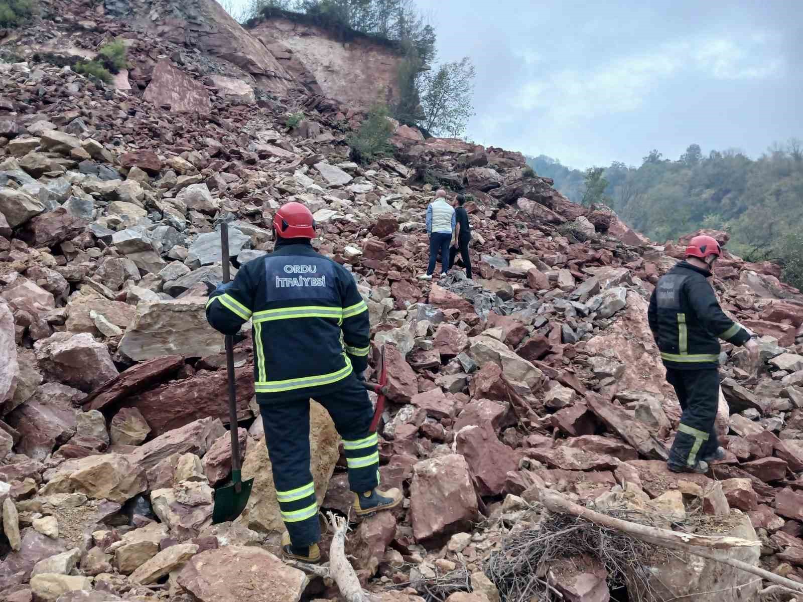 Ordu’da taş ocağında göçük: 2 kişi enkaz altında kaldı 6 orduda tas ocaginda gocuk 2 kisi enkaz altinda kaldi 2 8PweWIzs