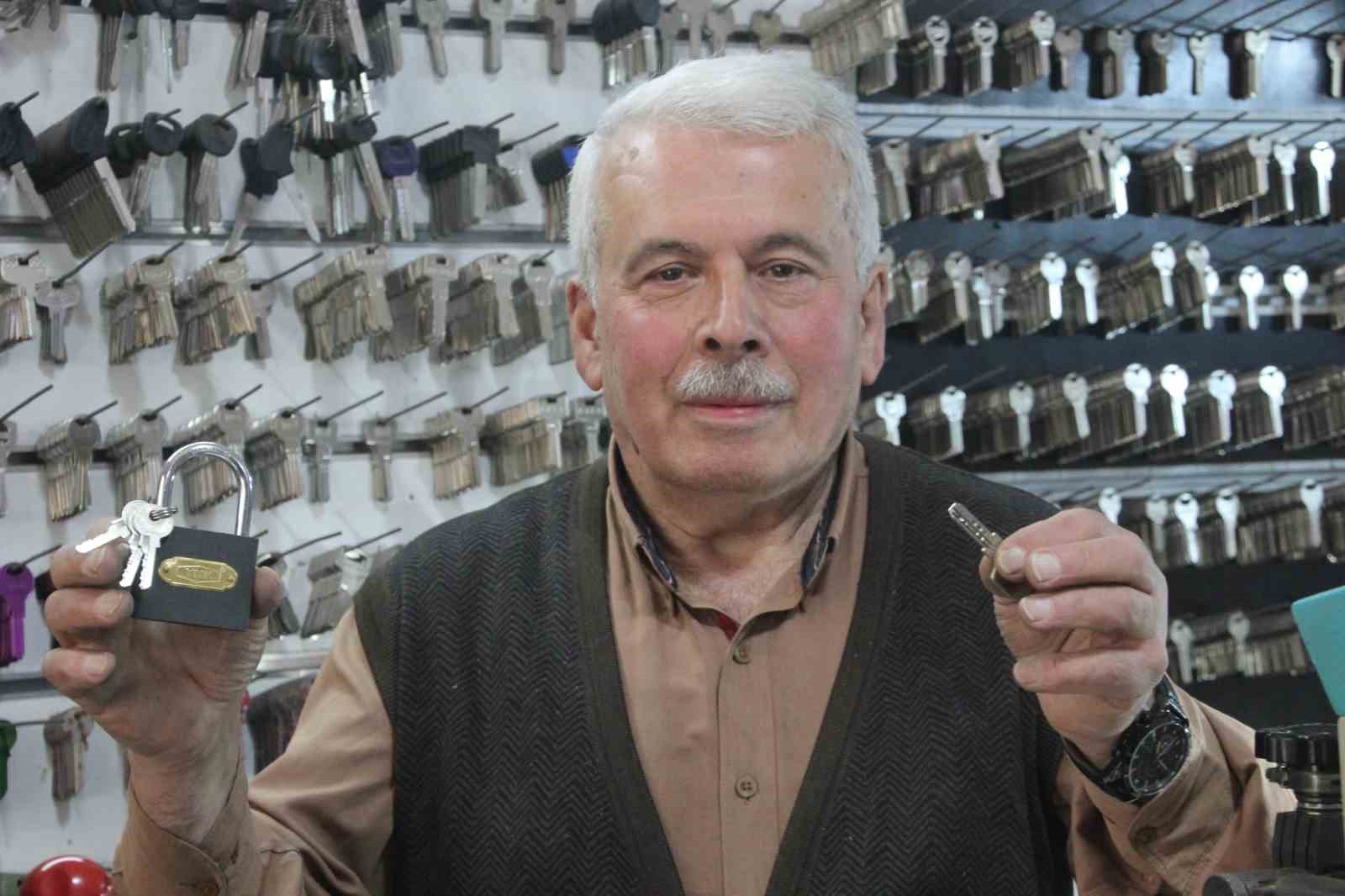 ordulu cilingir ustasi 53 yildir meslegini surduruyor 0