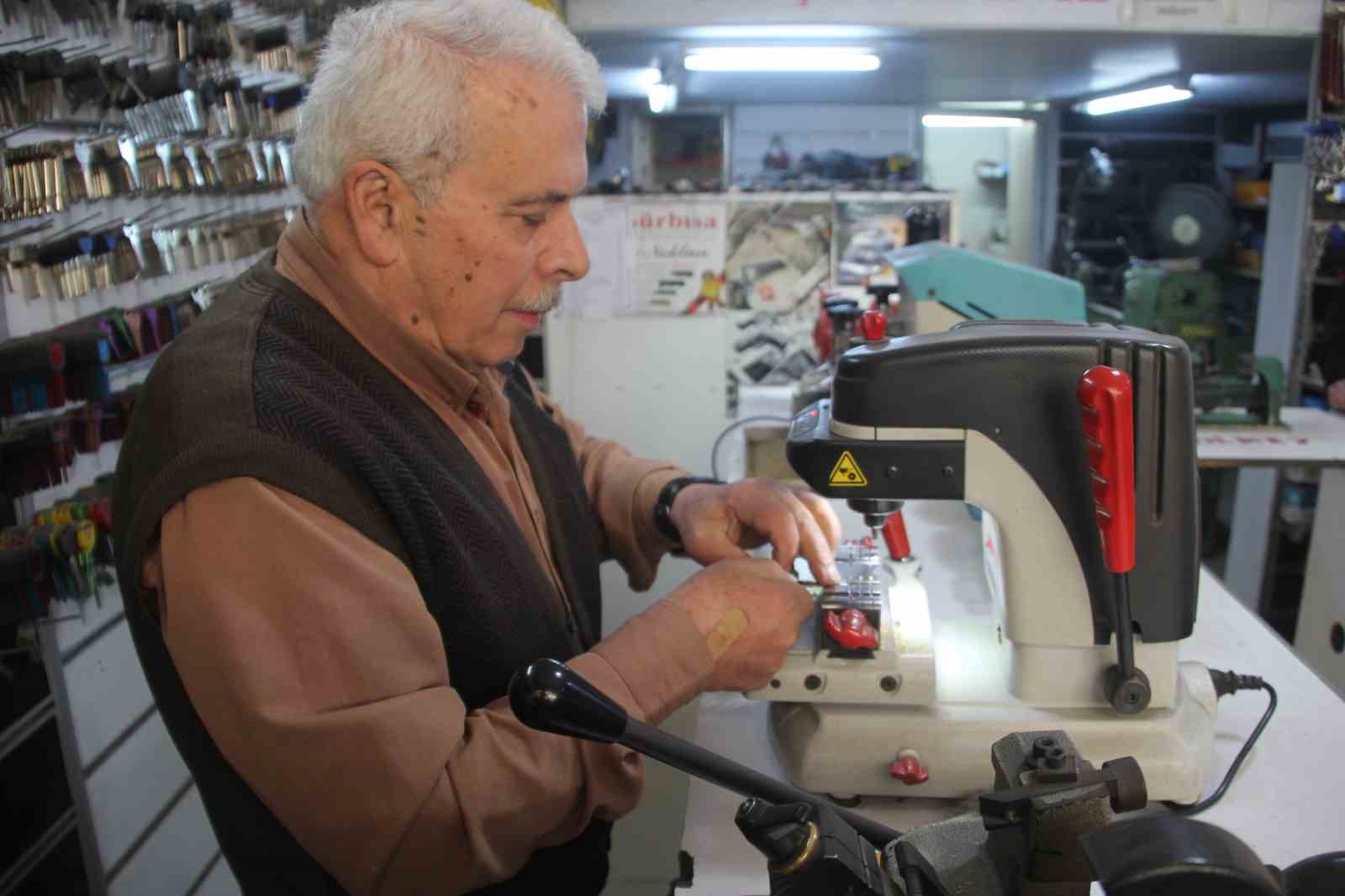 ordulu cilingir ustasi 53 yildir meslegini surduruyor 1 6ubBZ84i