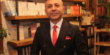 ordulu-ingilizce-ogretmeni-muhammet-aydin-avrupanin-en-iyi-ogretmenleri-arasinda-birinci-oldu-M3OdbU45.jpg