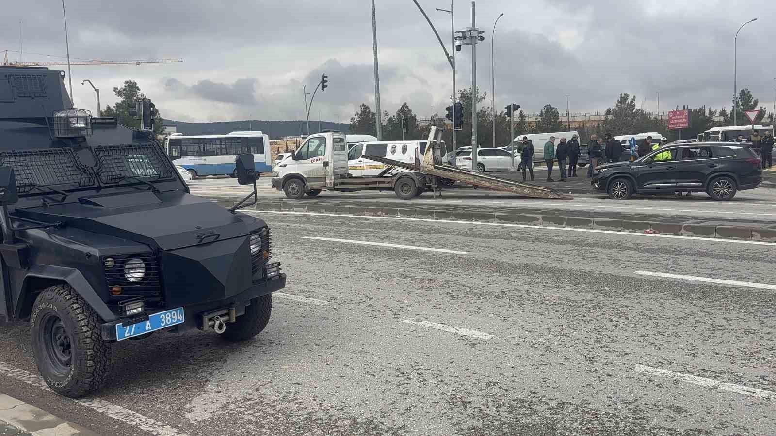 orgut uyeliginden aranan sahis polis kovalamasi sonucu yakalandi 2
