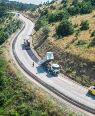 orhaneli-goktepe-mahallesi-yol-genisletme-sathi-kaplama
