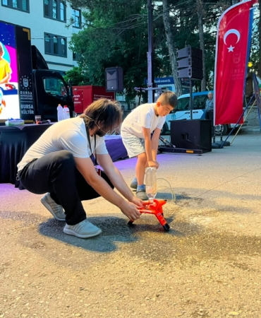 orhaneli-mobilfest-2026-bilimle-dolu-gece