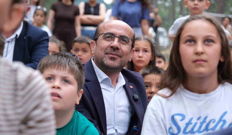 orhanelide-yil-sonu-sergisi-ve-cocuk-senligi-renkli-goruntulere-sahne-oldu-T9iZDR8w.jpg