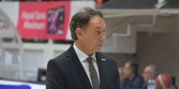 orhun-ene-aliaga-petkimsporu-hak-ettigi-yere-getirmeliyiz-pWshBWaG.jpg