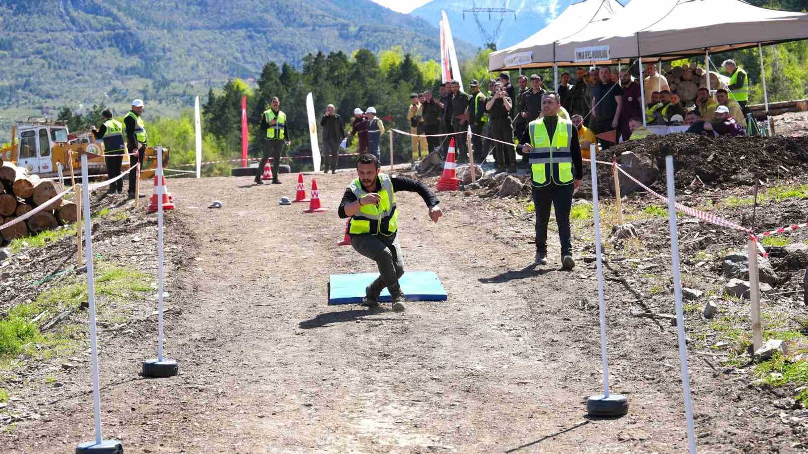 orman iscileri zorlu etaplari tamamladi 4 7icljjTY