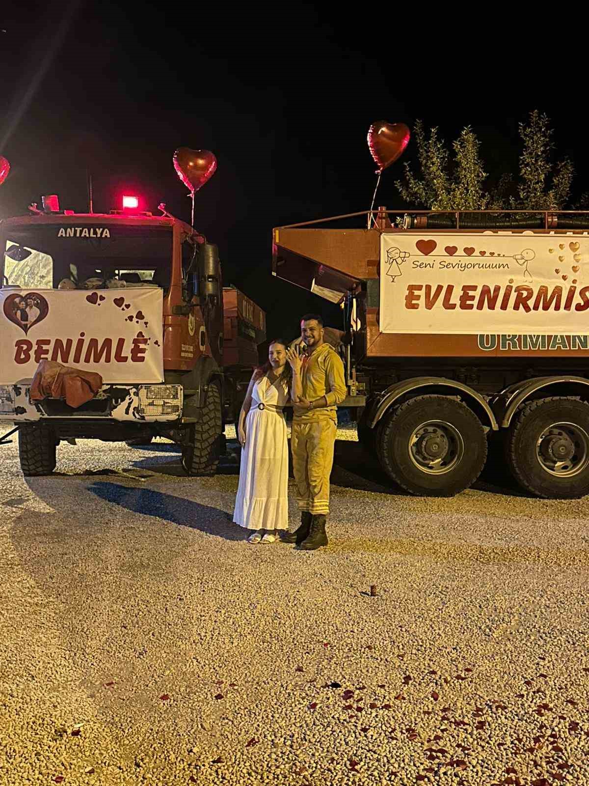 orman iscisi arazozle evlilik teklifi yapti 4 5Hhpmvh8
