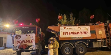 orman-iscisi-arazozle-evlilik-teklifi-yapti-y4eD62Xs.jpg