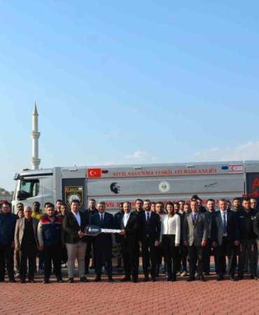 orman-yanginlariyla-mucadelede-yerli-guc-yeni-nesil-itfaiye-arazozu-koca-yusuf-teslim-edildi-gsf28Grs.jpg