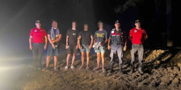 ormanlik-alanda-kaybolan-4-arkadas-jak-timi-tarafindan-bulundu-ueQ4tsn3.jpg