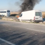 orta-refuje-giren-panelvan-arac-alev-aldi-1-yarali-kHLlhe7t.jpg