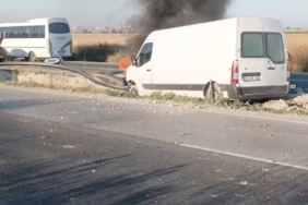 orta-refuje-giren-panelvan-arac-alev-aldi-1-yarali-kHLlhe7t.jpg