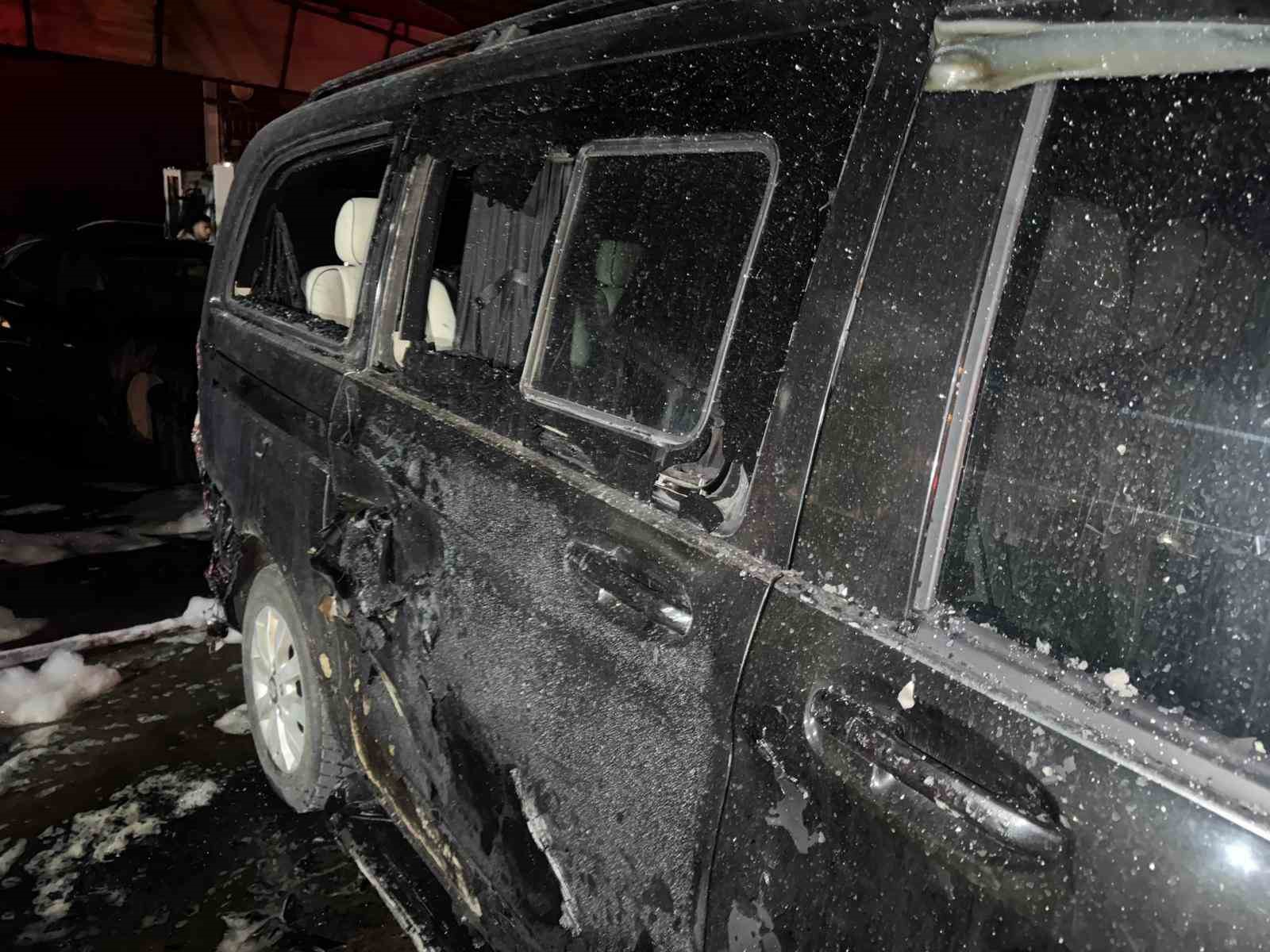 ortaca sanayi sitesinde yangin 4 arac ve 1 is yeri zarar gordu 4 36PpuEgj