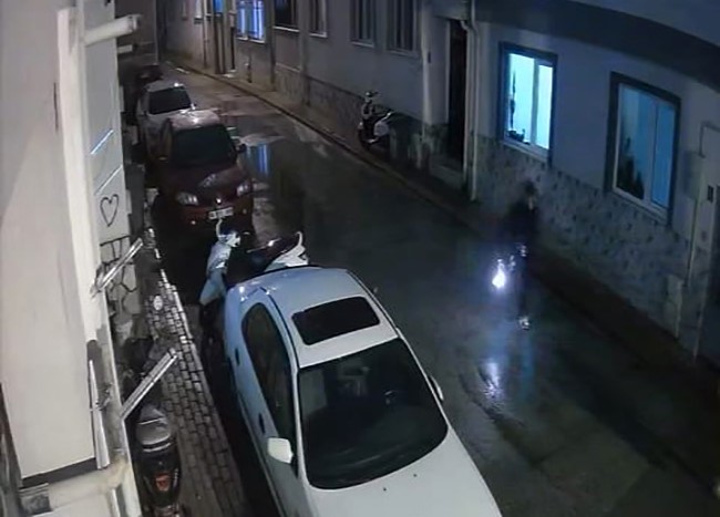 ortaligi bir birine katan genclerden biri yakalandi 1 tNCpBCG5