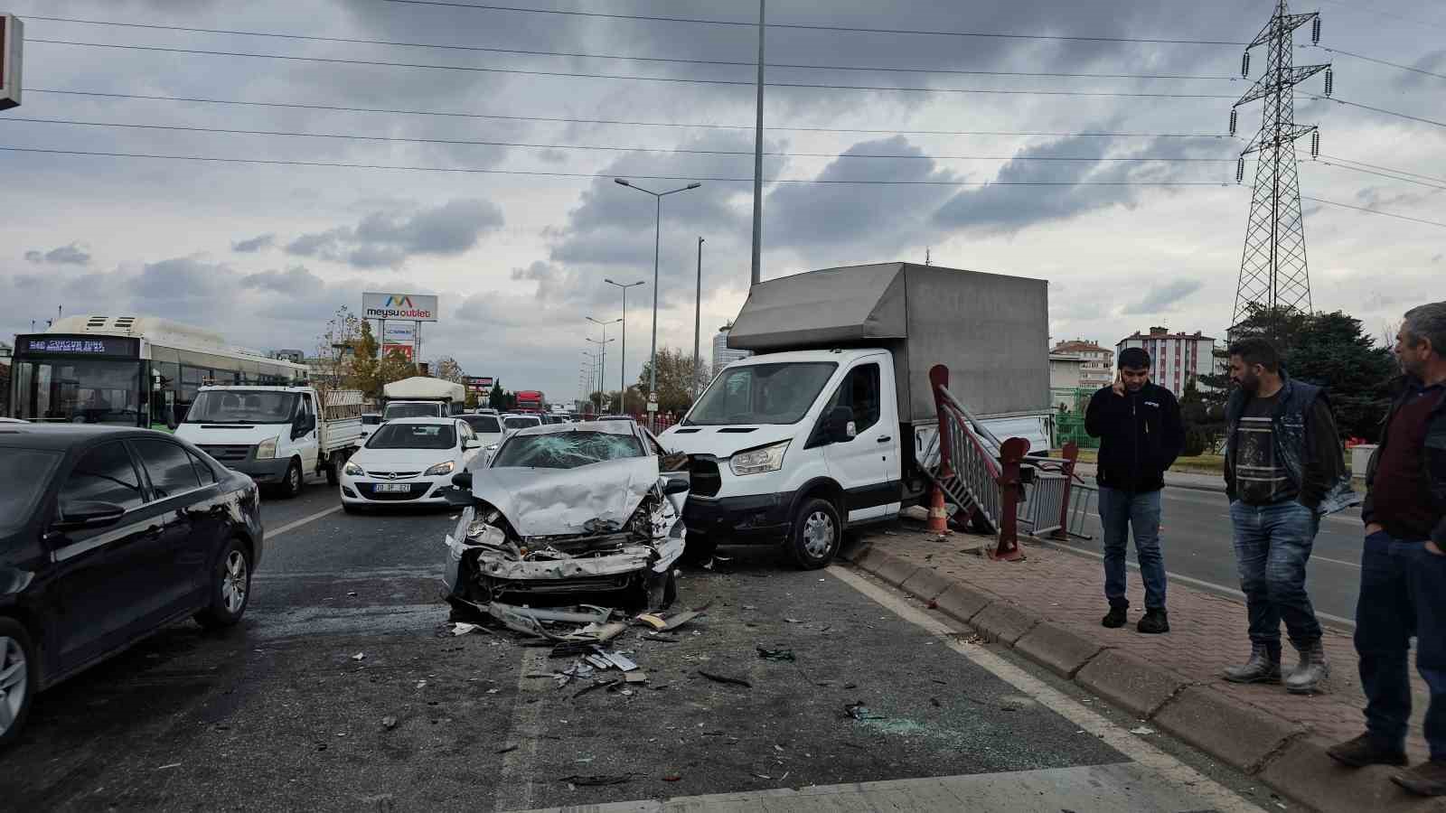 ortaligin savas alanina dondugu kaza kamerada 3 MSEXgcyJ