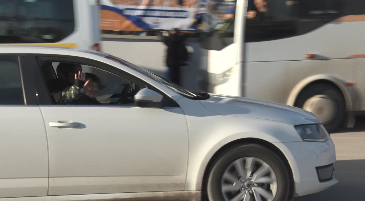 ortaokul ogrencisinin mansur yavasa yol cagrisi gulumsetti 1 8JDKhTTe