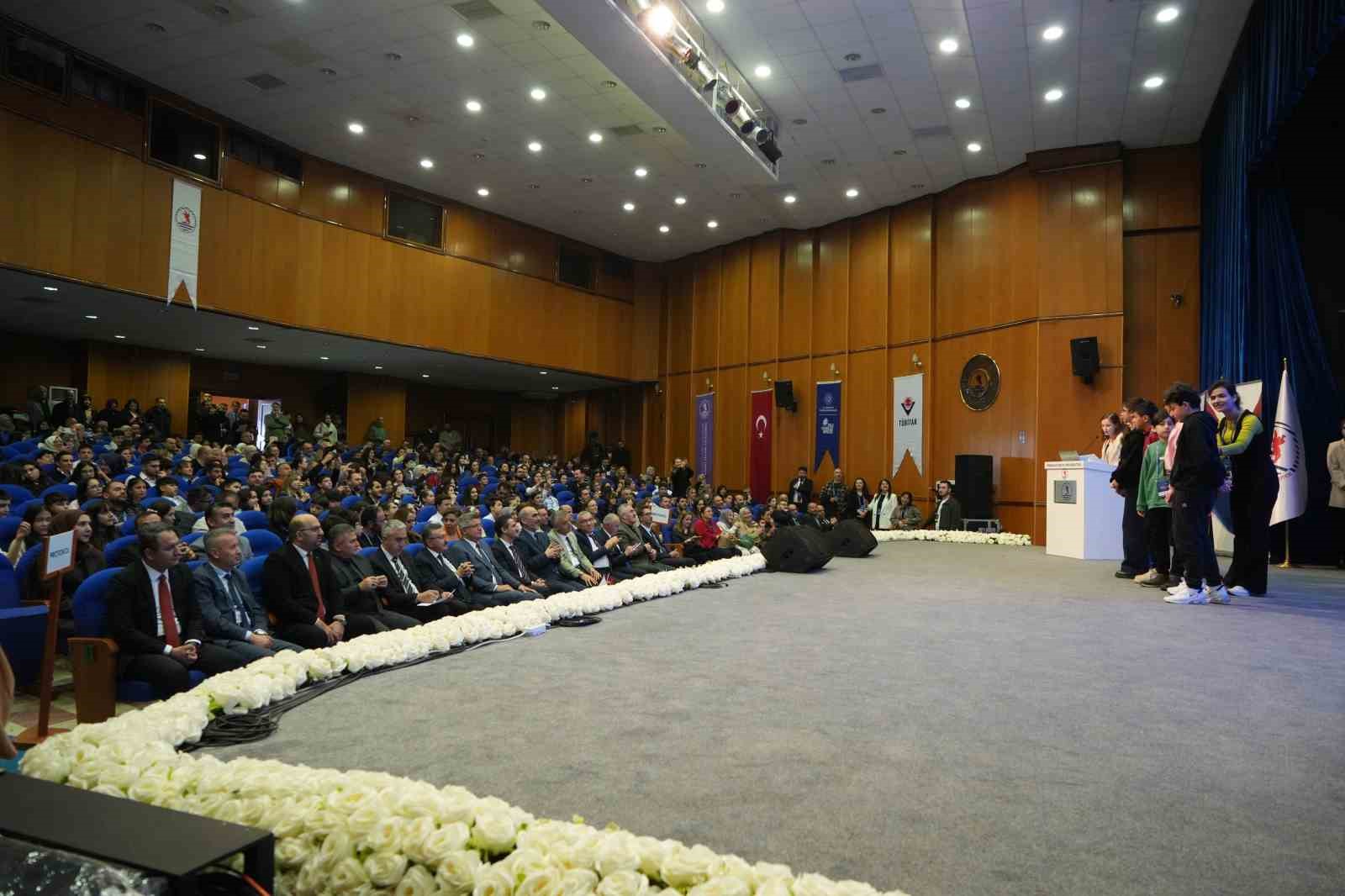ortaokul projelerinde zirve samsunun 3 ZpCmTpyd