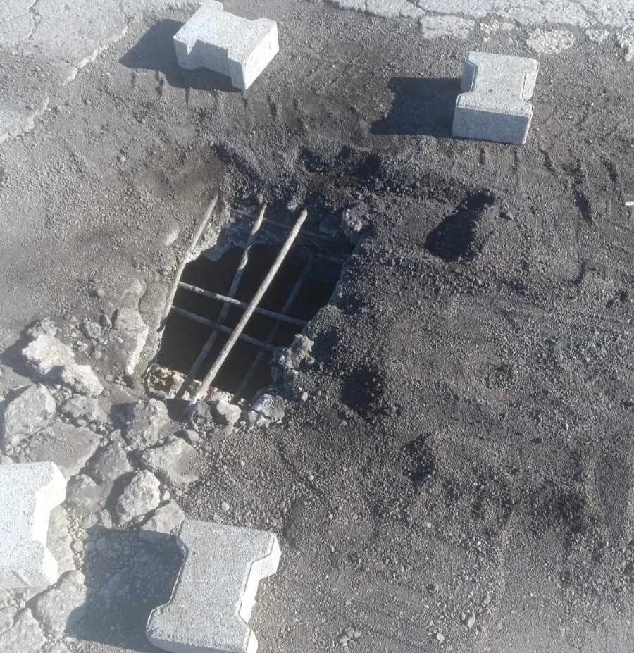 ortasinda delik olusan kopru trafige kapatildi 5 N81LDlKE