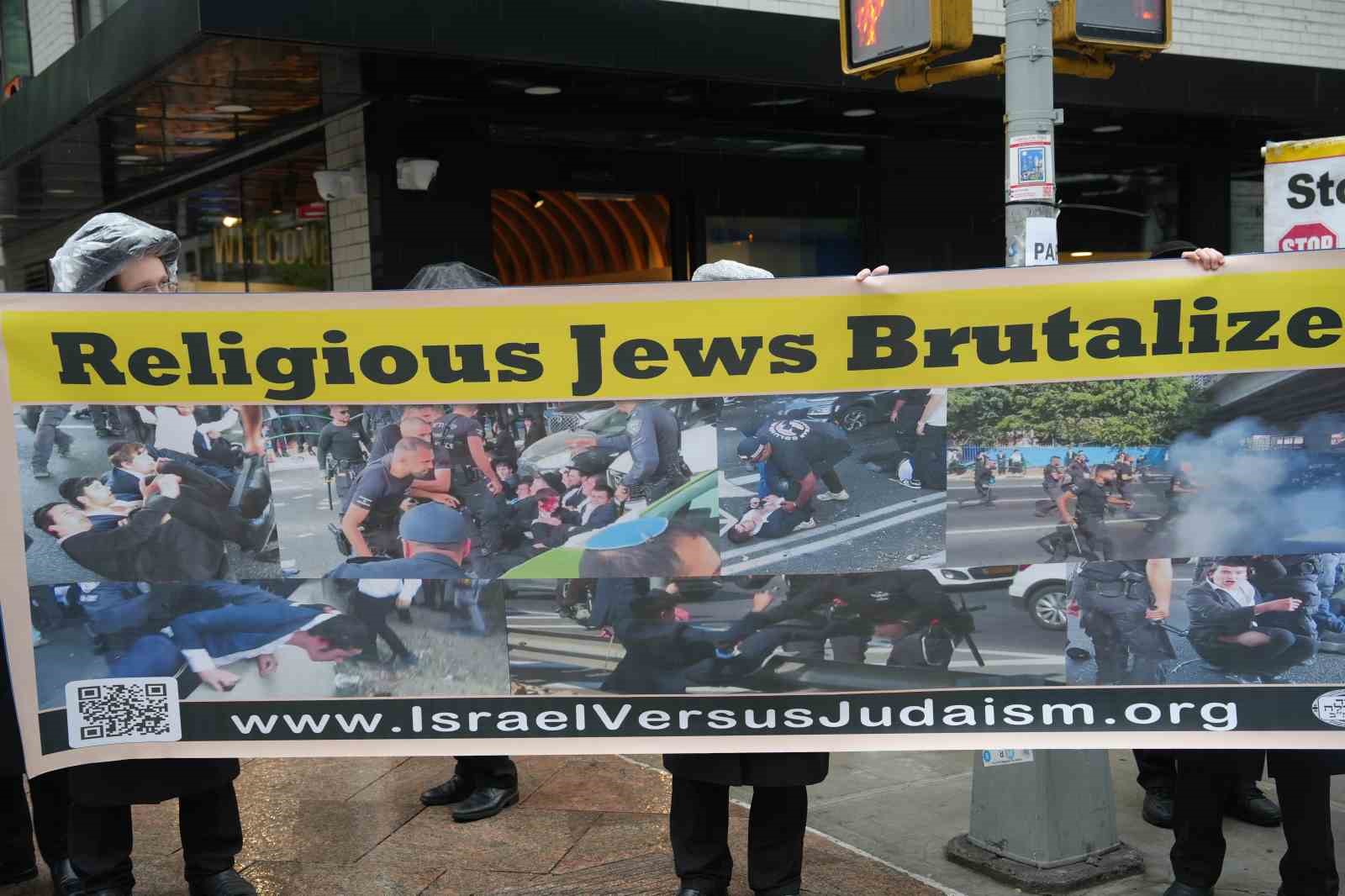 Ortodoks Yahudiler, New York’ta İsrail Devleti’ni ve zorunlu askerlik uygulamasını protesto etti 11 ortodoks yahudiler new yorkta israil devletini ve zorunlu askerlik uygulamasini protesto etti 7 F4eqOY9S