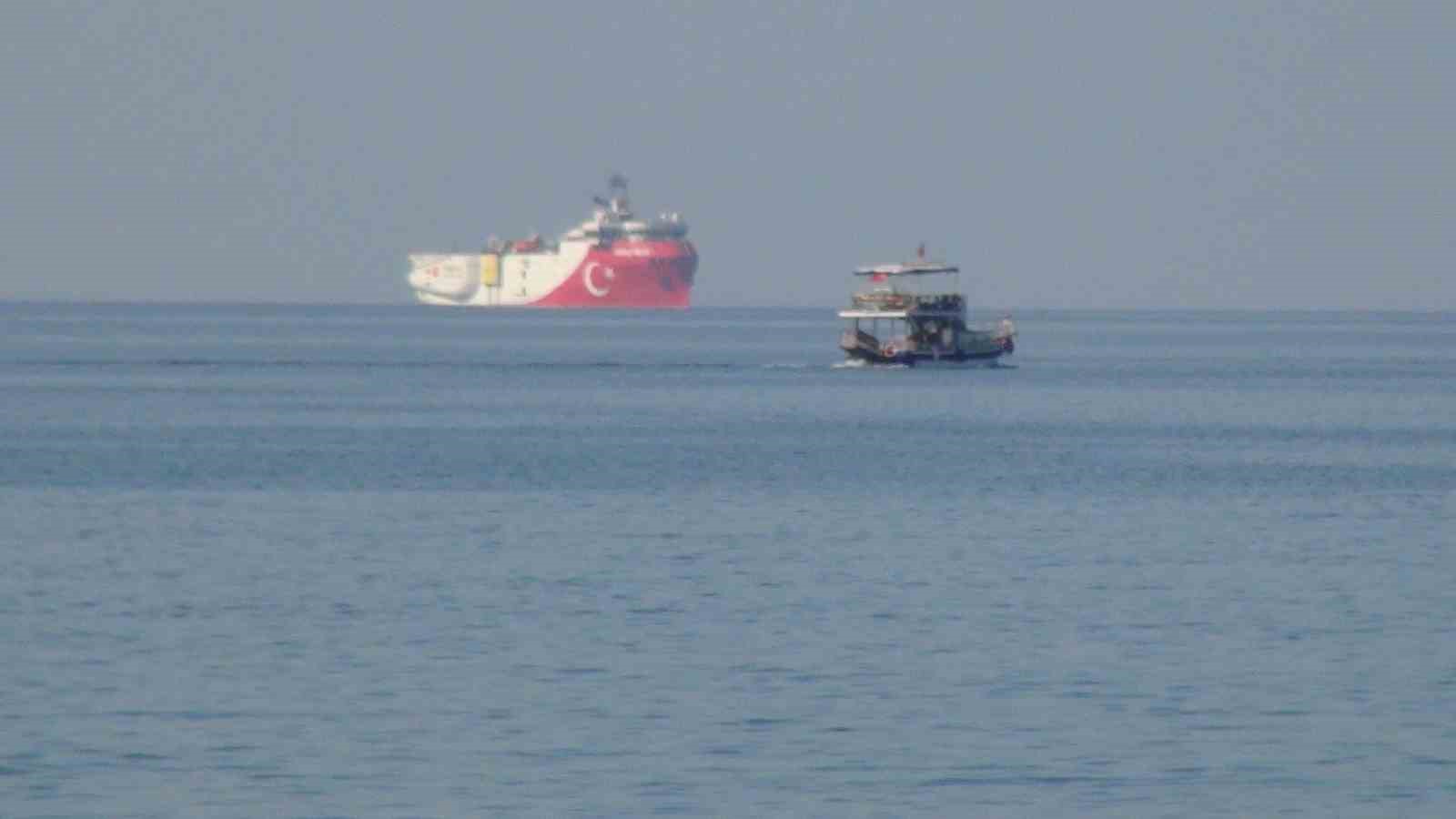 Oruç Reis Sismik Araştırma Gemisi Mersin Taşucu açıklarına demirledi 4 oruc reis sismik arastirma gemisi mersin tasucu aciklarina demirledi 0 kAMShhqO