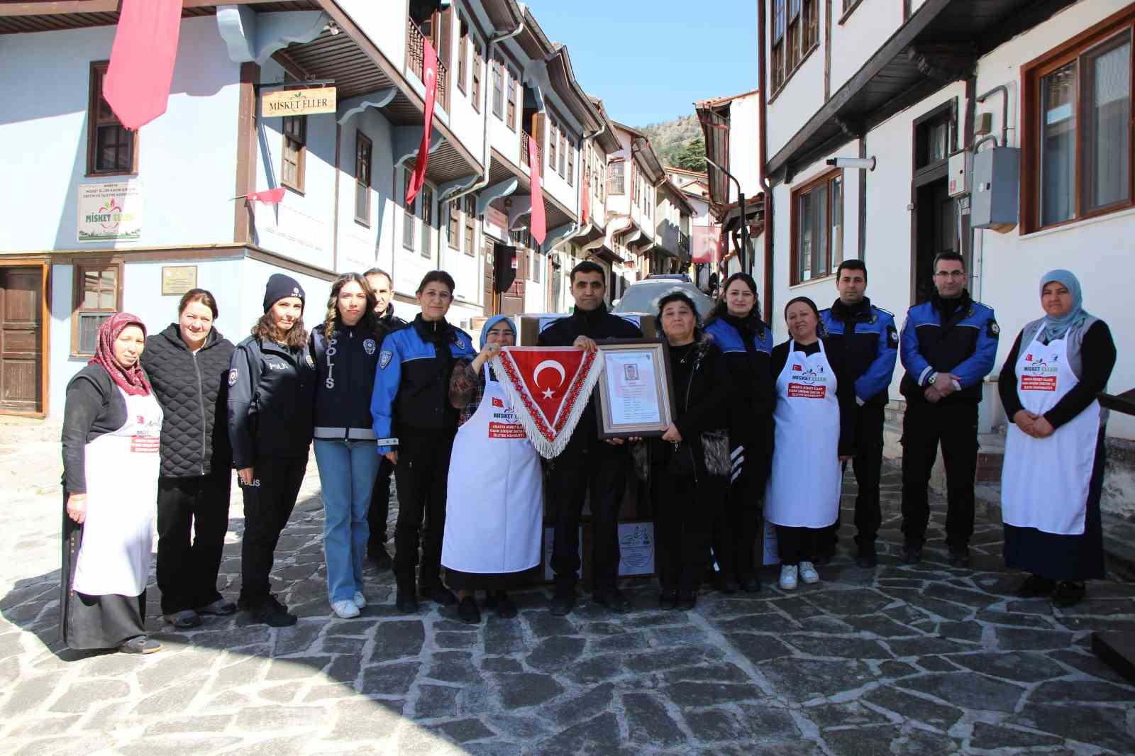 oruclu sehidin son istegi amasya coregi 10 yil sonra yeniden mardindeki silah arkadaslarina gonderildi