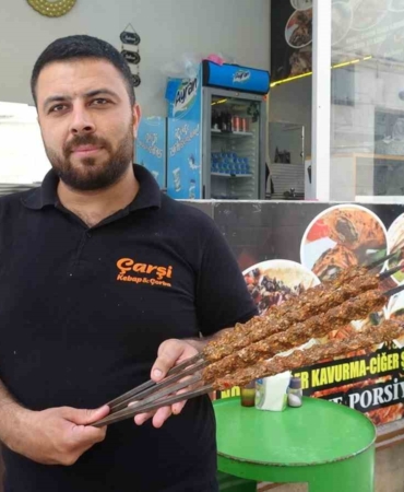 oruk-kebabi-sofralarin-vazgecilmezi-kPOx4ViH.jpg