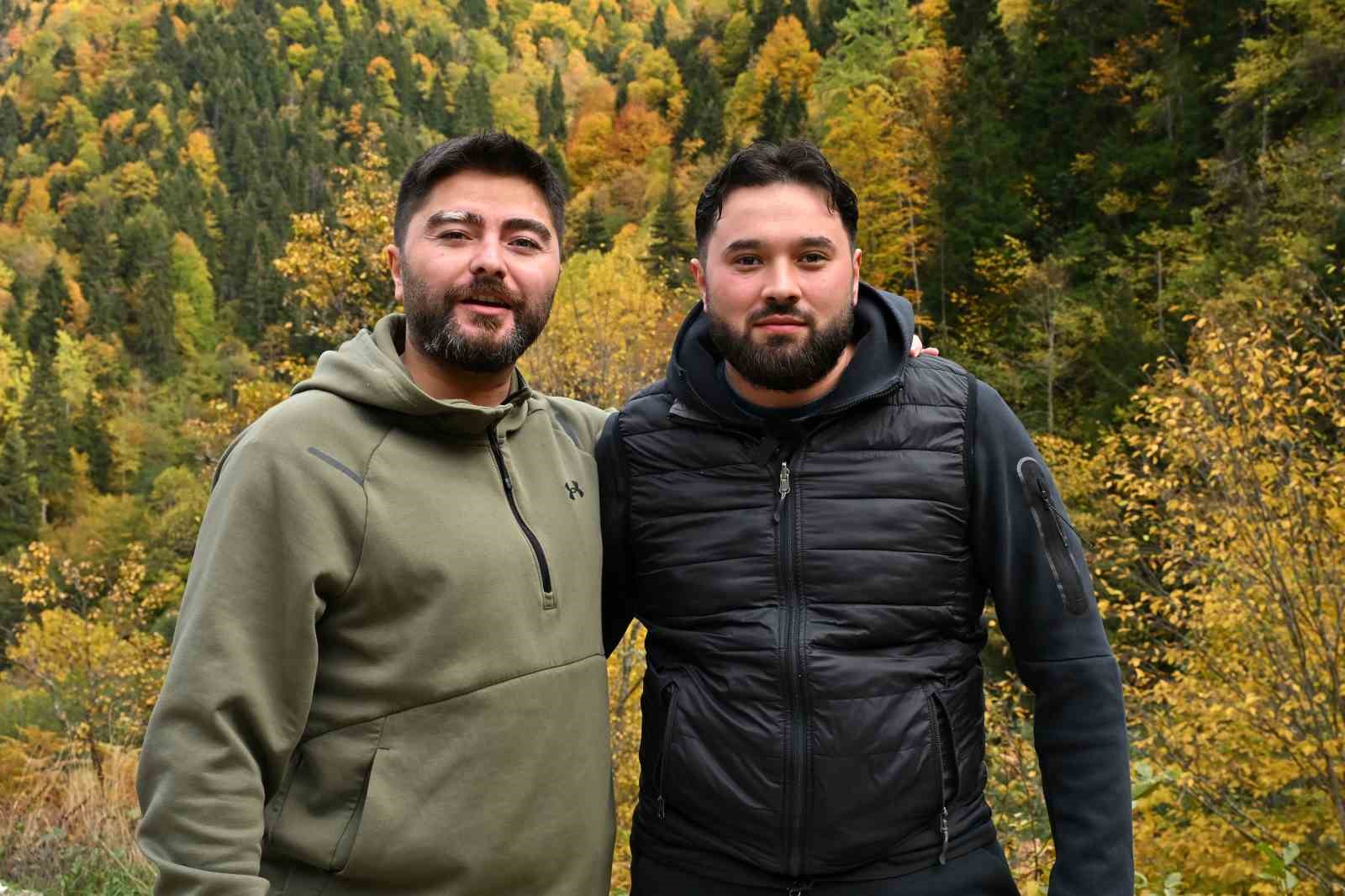 orumcek ormanlarinda renklerin muhtesem dansi 9 V1ARskpv