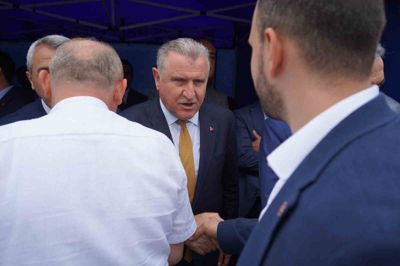 Osman Aşkın Bak: "Ülkemizde hiçbir şey kapalı kalmasın, açıklansın, araştırılsın" 7 osman askin bak ulkemizde hicbir sey kapali kalmasin aciklansin arastirilsin 3