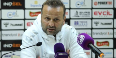 osman-zeki-korkmaz-sivasspor-gibi-bir-kulubun-teknik-adami-kulupten-bu-sekilde-ayrilmaz-TqJzgPML.jpg