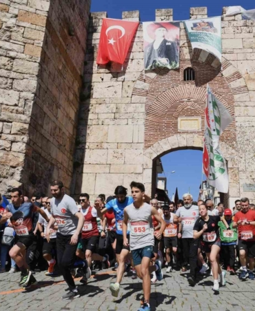 osmangazi-18-uluslararasi-tarihi-kent-kosusuna-geri-sayim-1UCgZVM8.jpg