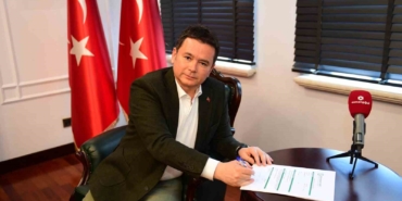 osmangazi-belediye-baskani-erkan-aydin-bursaspor-vakfi-mutevelli-heyetine-katildi-ze1CfQek.jpg